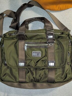 Tumi Alpha Bravo Briefcase Olive Green Men's Messenger Bag with Adjustable Strap